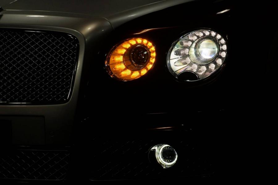 Детали экстерьера Bentley Flying Spur by Mansory 2014 года  (фото 2 из 9)